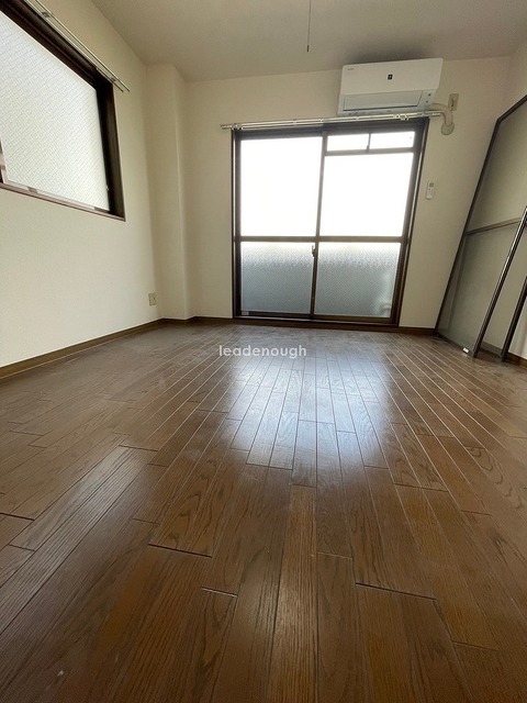 拡大写真:メゾン苅田 3階302の角部屋です^^窓もついてます(^^♪