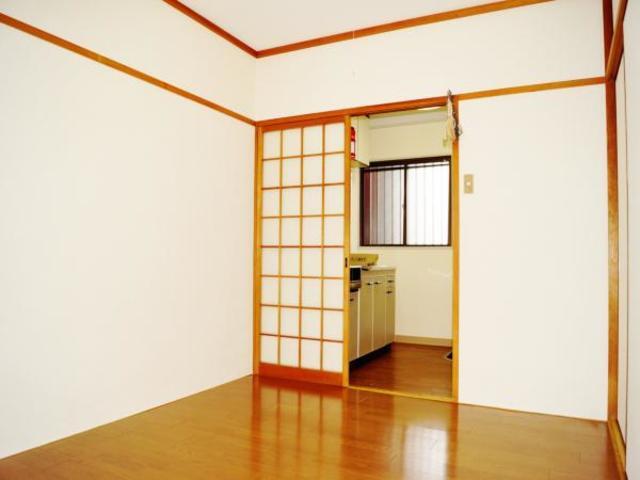拡大写真:日世ハイツ 4階403の内観