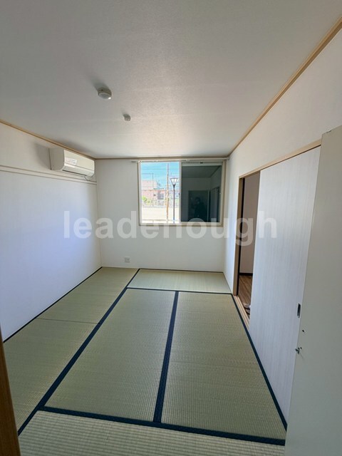 拡大写真:サンパーク北野 1階12の内観