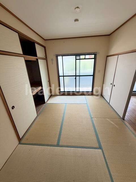 拡大写真:エルスト東住吉 1階105の内観