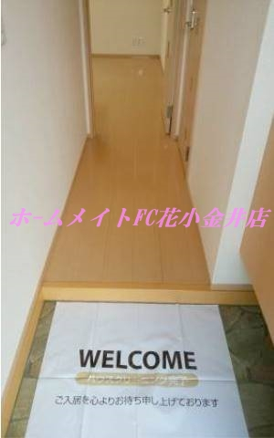 拡大写真：サンクレアⅥ 2階201の玄関