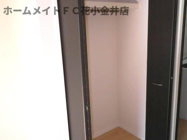 拡大写真：ビアン　くすのき台 2階205のクローゼット