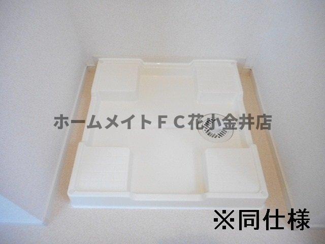 拡大写真:グランドソレイユⅠ 1階101の洗面所