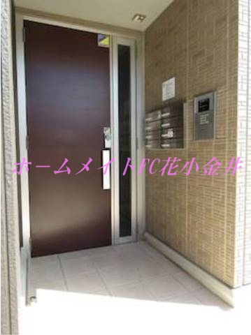 拡大写真:ティルタサリ 1階105のエントランス
