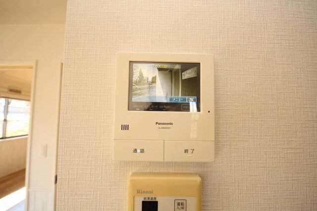 拡大写真:フェリオ常盤 C 2階201のモニター付きインターホンです