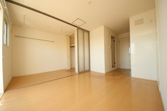 拡大写真:タウンコート西茂呂 2階202の落ち着いて過ごせるお部屋なので、寝室にいかがでしょうか