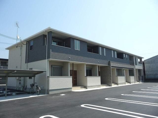 ラブリーコートの外観