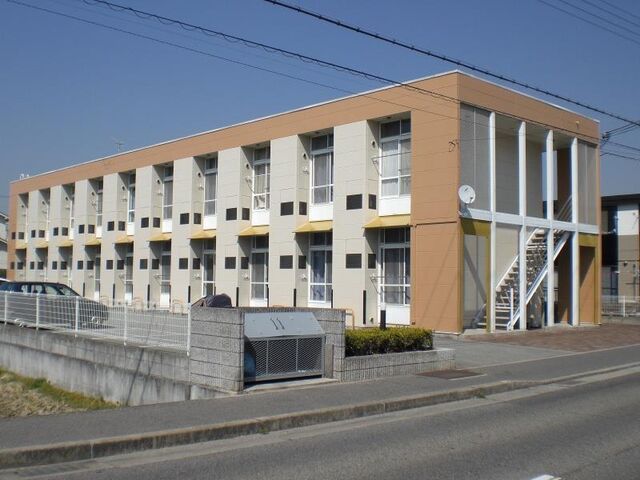 レオパレスベルフォールの外観