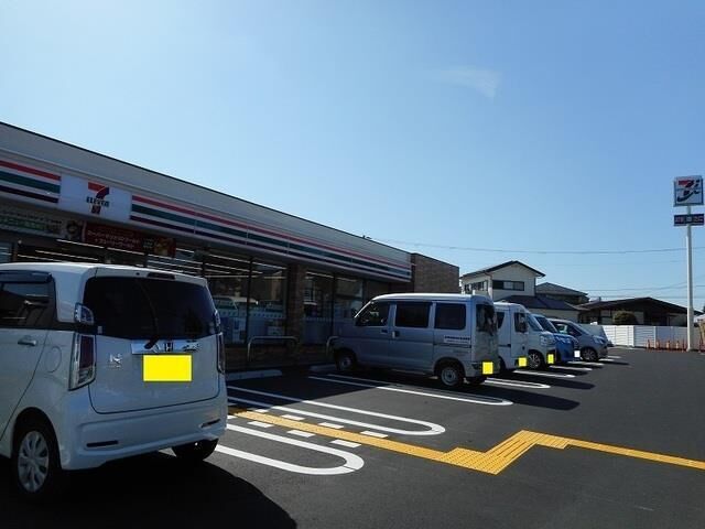 拡大写真:シャン・ド・プレールB 1階102のセブンイレブン神戸西潤和店まで130m