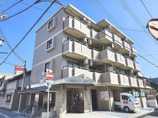 シャトー姫路の外観