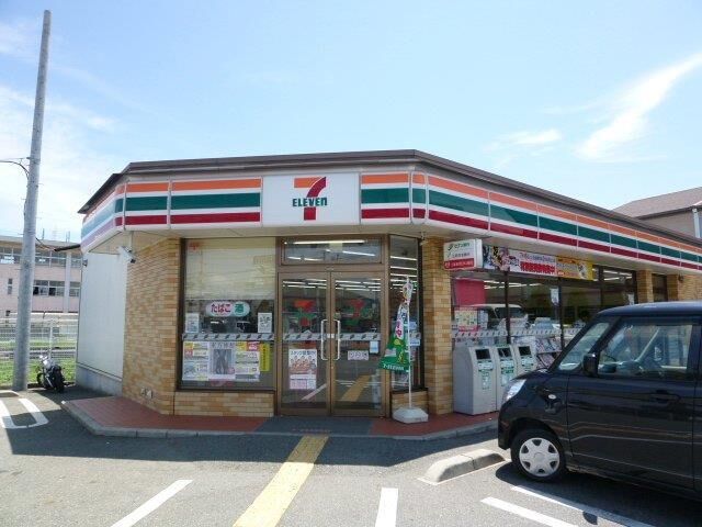 拡大写真:リファインド レジデンス 1階102のセブンイレブン姫路網干新在家店まで320m