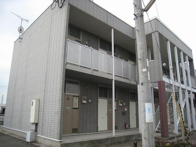 拡大写真:レオパレスM’sフレーズ弐番館 2階205の外観