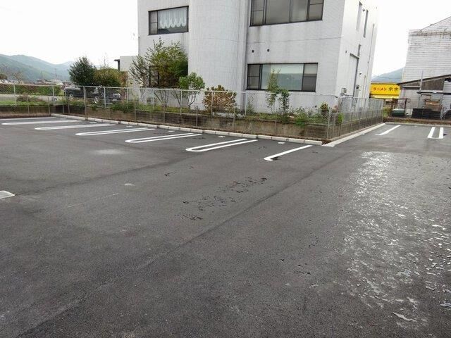 拡大写真:アンジュヴェールII 2階202の外観