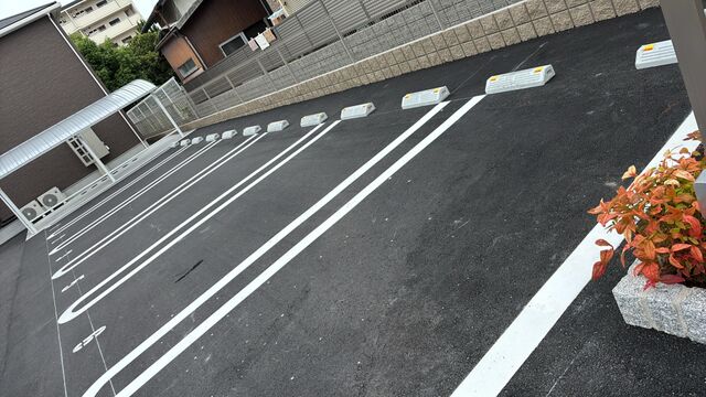拡大写真:リファインド レジデンス 1階102の外観
