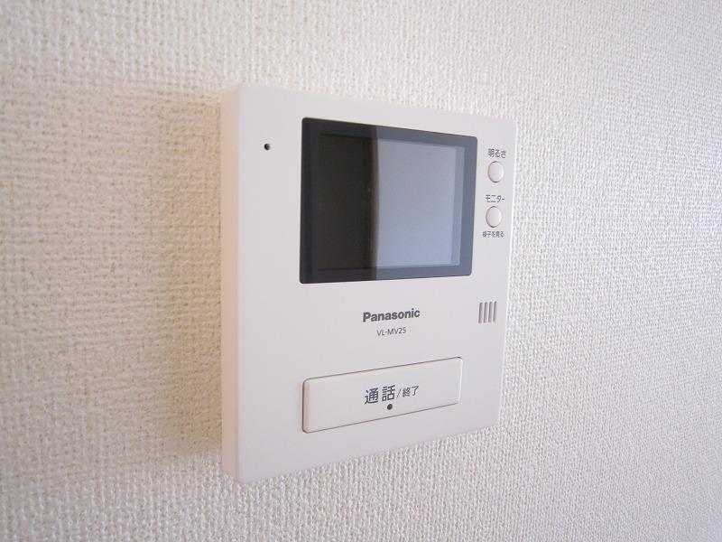拡大写真:クインシー5 2階201の内観