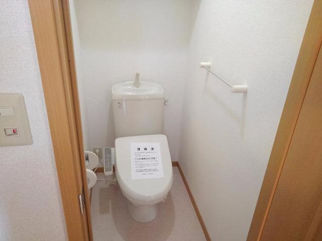 拡大写真:カモミールIII A 1階101の内観