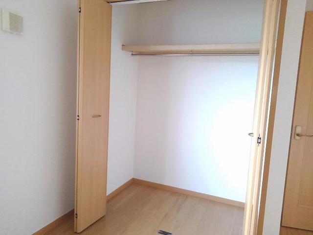 拡大写真:カモミールIII A 1階101の内観