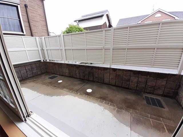 拡大写真:カモミールIII A 1階102の内観