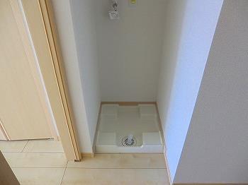 拡大写真:アクロポリスV 1階103の内観