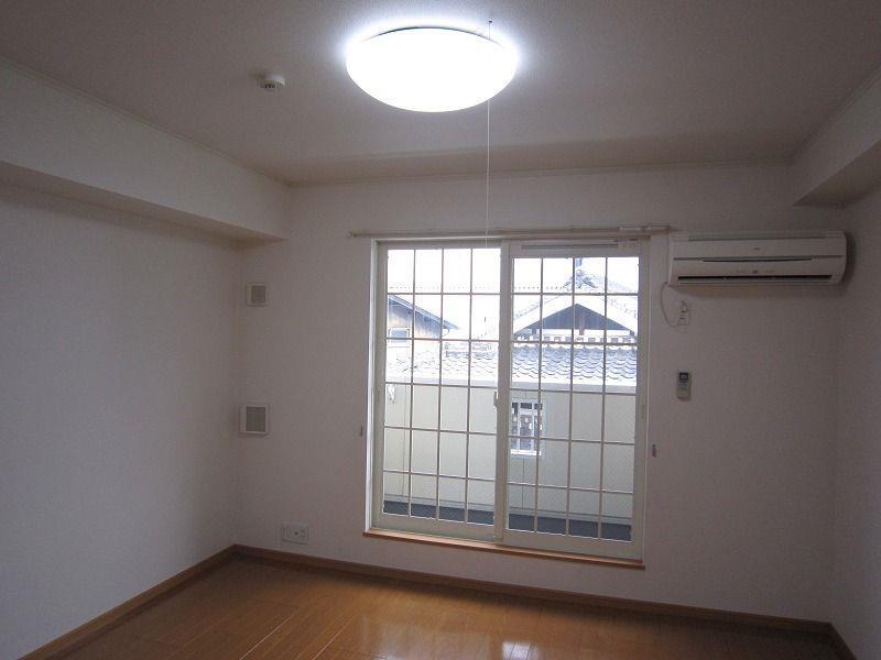 拡大写真:ウィル ヴェスティージ 参番館 2階202の内観