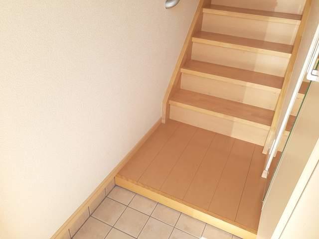 拡大写真:ラブリーコート 2階205の内観