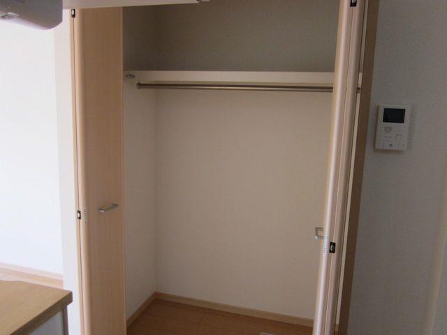 拡大写真：レーベン　スクエア　II号館 1階105の内観