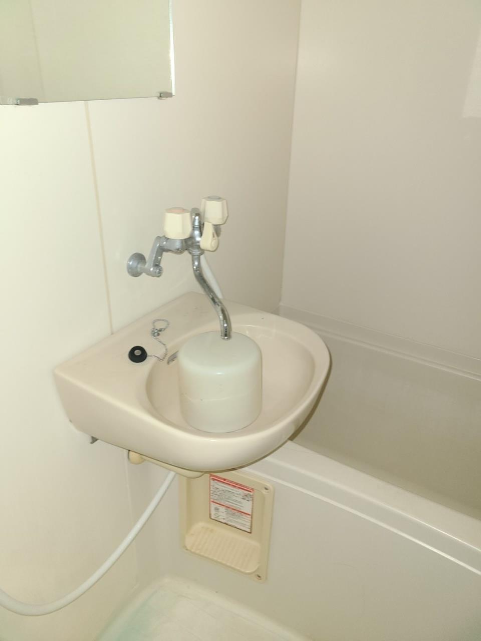 拡大写真:レオパレスレ・エスペランス 1階105の内観