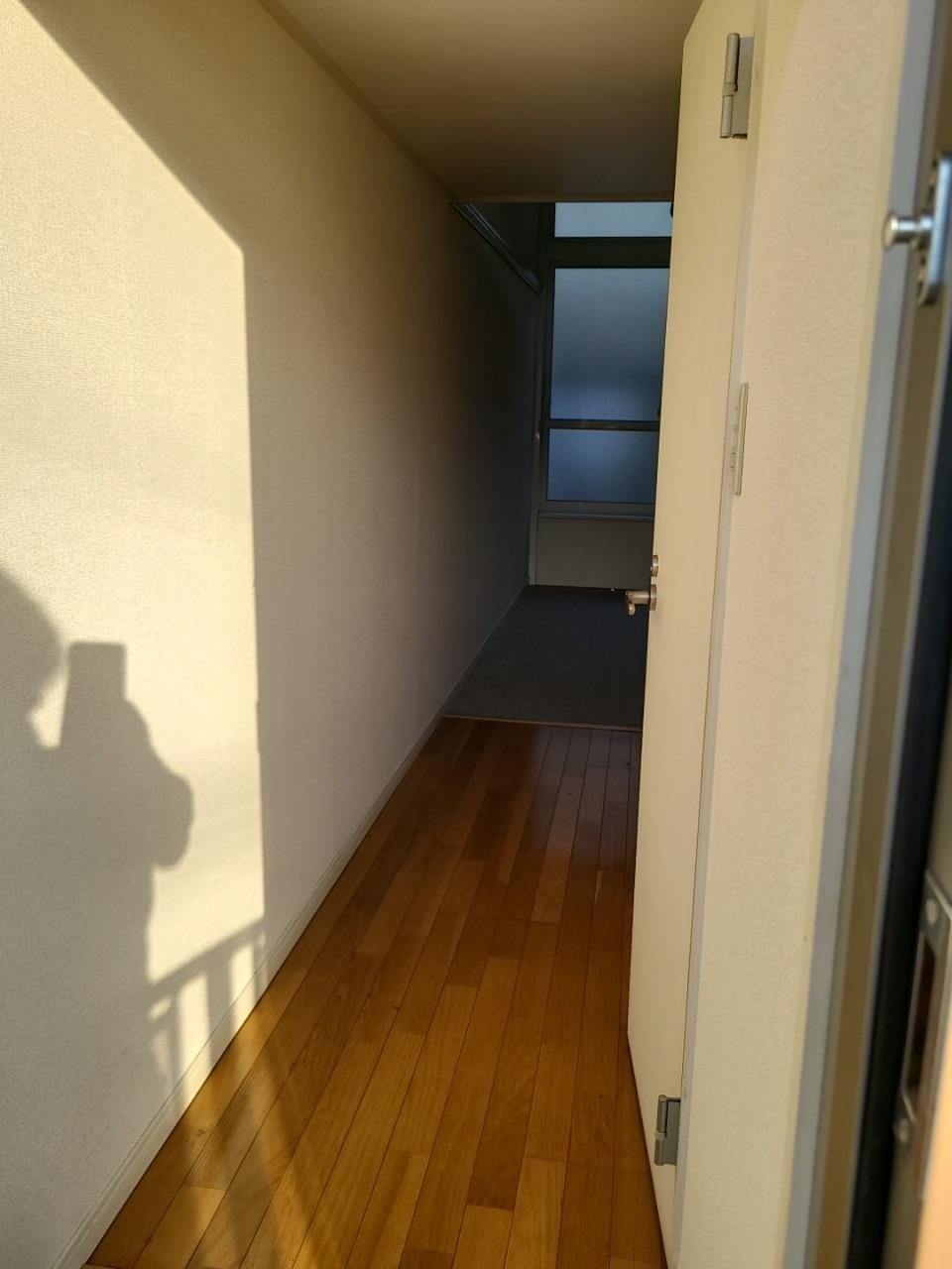 拡大写真:レオパレスレ・エスペランス 1階105の内観