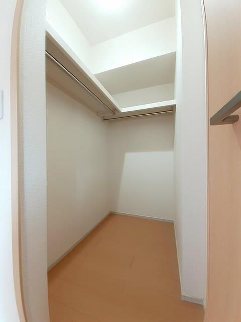 拡大写真:コスモグレイスC 1階103の内観