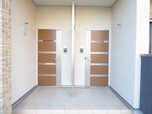 拡大写真:コスモグレイスC 1階103の内観
