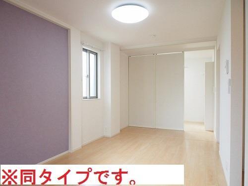 拡大写真:レオーネD 1階101の内観