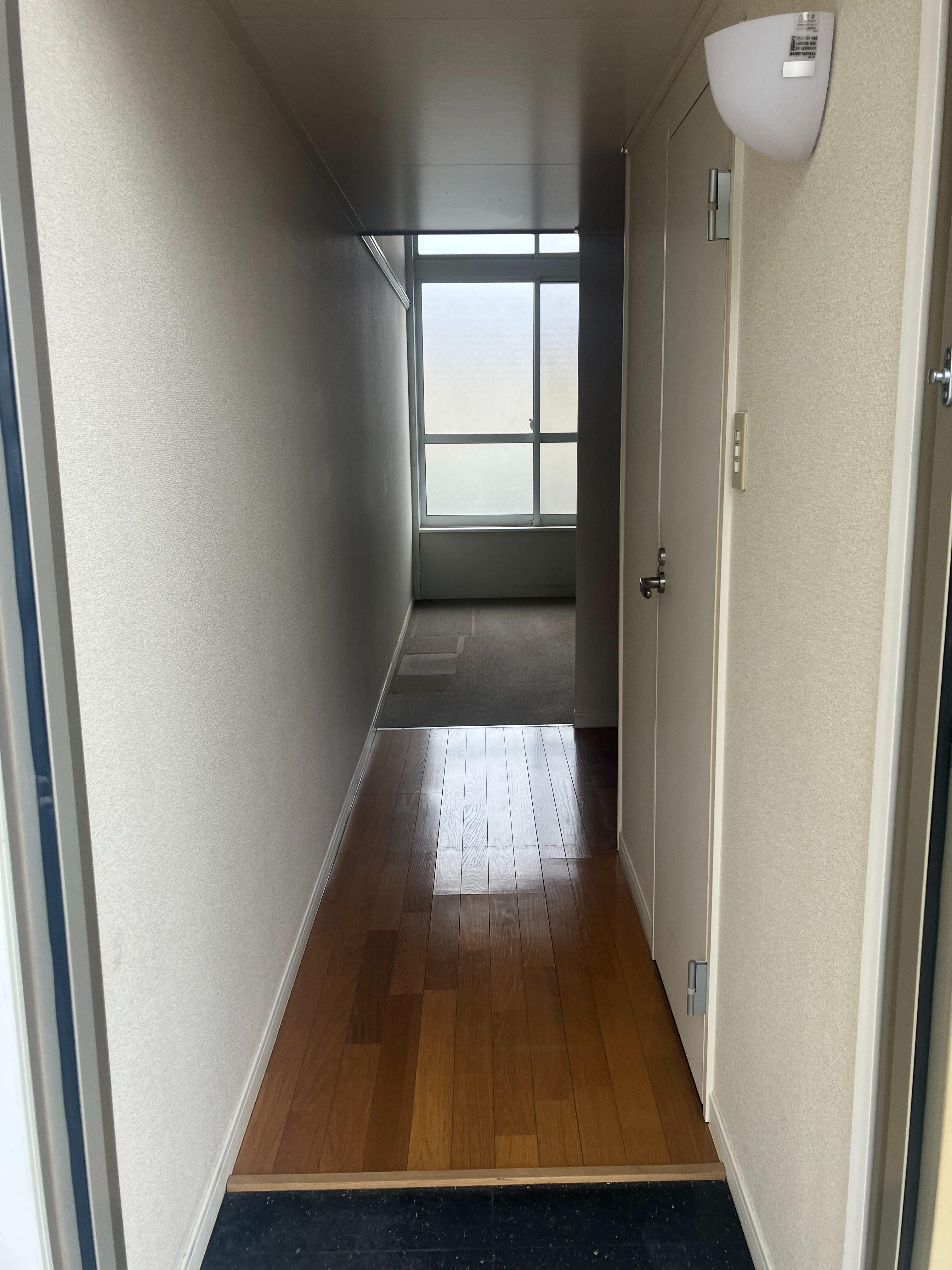 拡大写真:レオパレスM’sフレーズ弐番館 2階205の内観