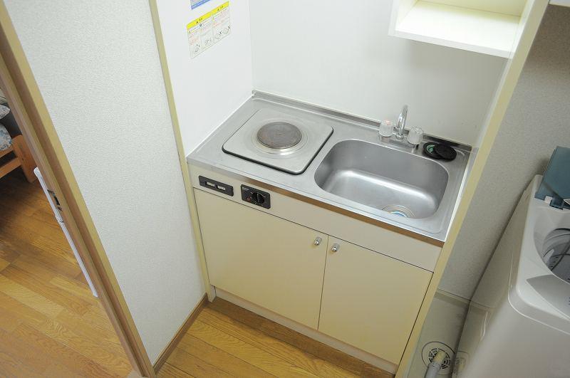 拡大写真:レオパレスTOMOMATSU 1階102の1口コンロ