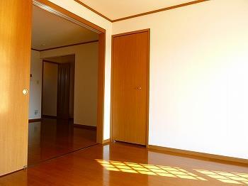 拡大写真:ル・クプル プラースII 1階103の内観