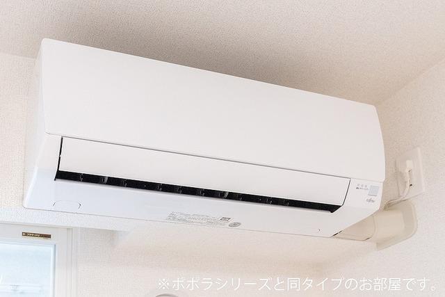 拡大写真:ヴィラ ドゥ グレーヌ梅ケ谷C 1階101の内観