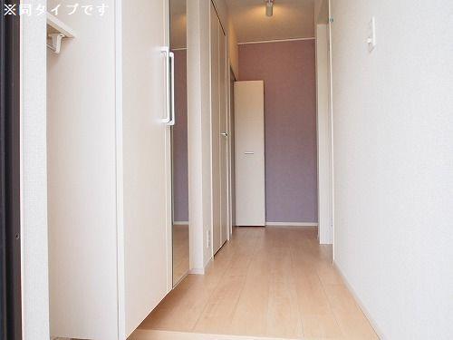 拡大写真：エピナールII 1階102の内観