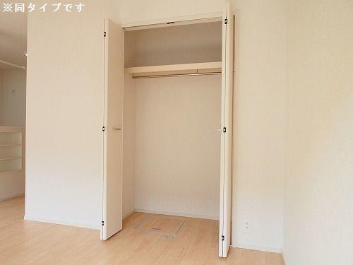 拡大写真：エピナールII 1階102の内観