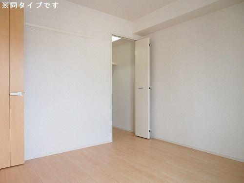 拡大写真：エピナールII 1階102の内観