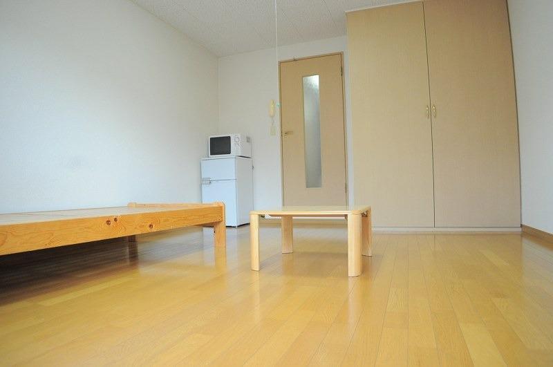 拡大写真:レオパレス冨田 3階303の内観