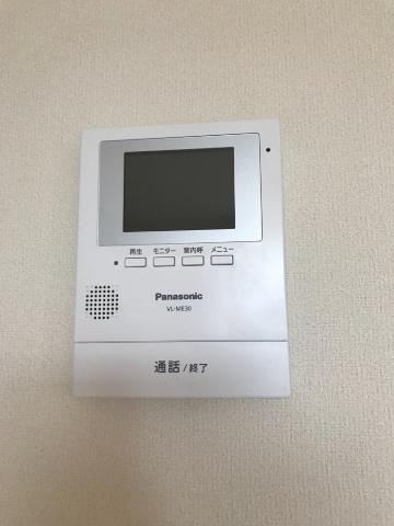 拡大写真:クローバー(Clover) 2階203のカメラ付インターホン