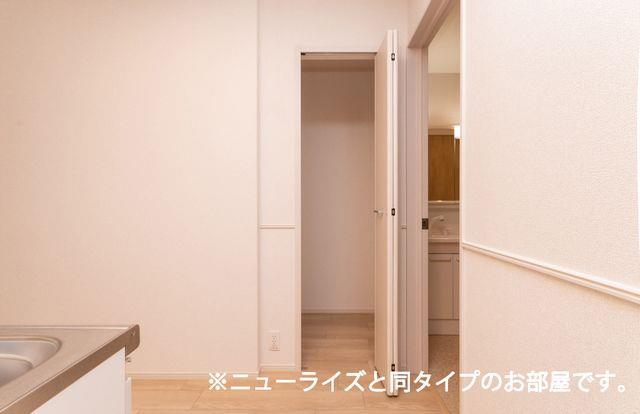 拡大写真：サウス・ヴィラ 1階103の内観