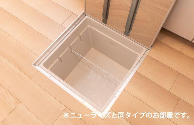拡大写真：サウス・ヴィラ 1階103の内観