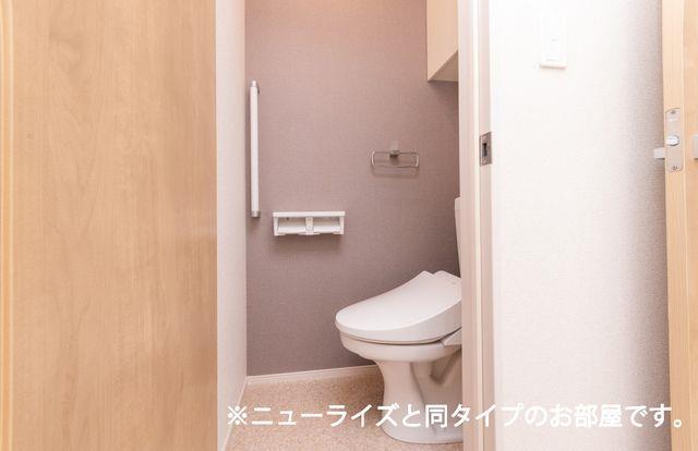 拡大写真:PUNANA 2階202の内観