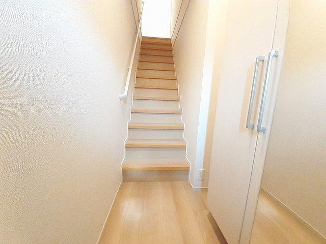 拡大写真:グランデフォルトーネA 2階205の内観
