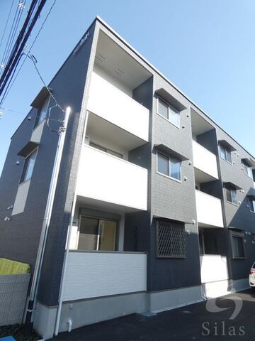 ルセリア豊中の外観