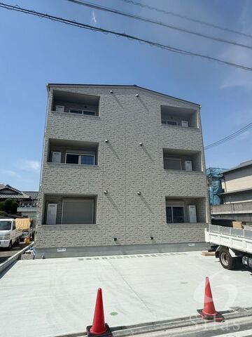 拡大写真:アート守口 2階204の外観