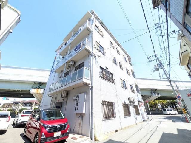 エイワンコート歌島の外観
