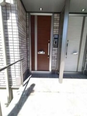 拡大写真:北桜塚レジデンス 2階202の外観