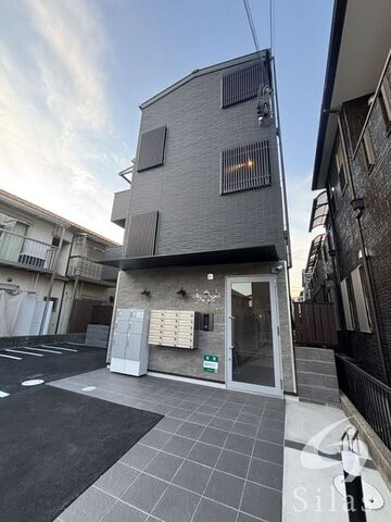 拡大写真:川西市栄根1丁目 3階305の外観