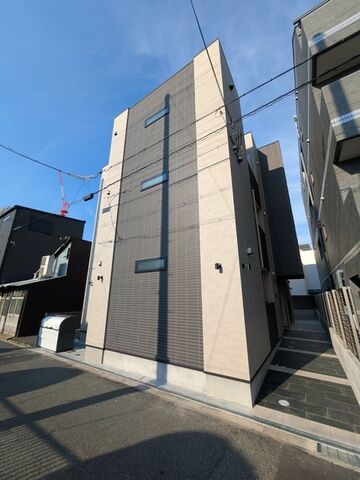 キャッスルコート大阪ザ・グランドパレスの外観
